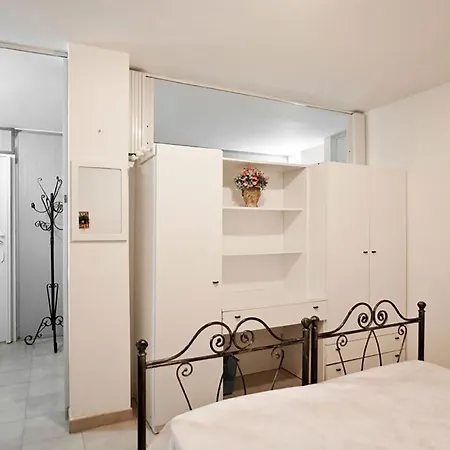 Casa Con Giardino A M204 *